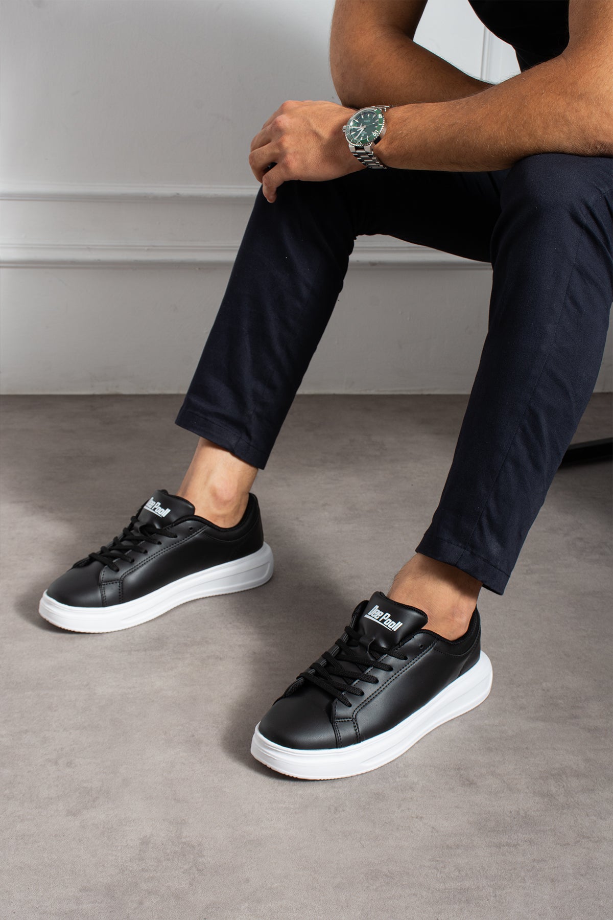 BS-01-HER TARZA UYGUN AYAKKABI