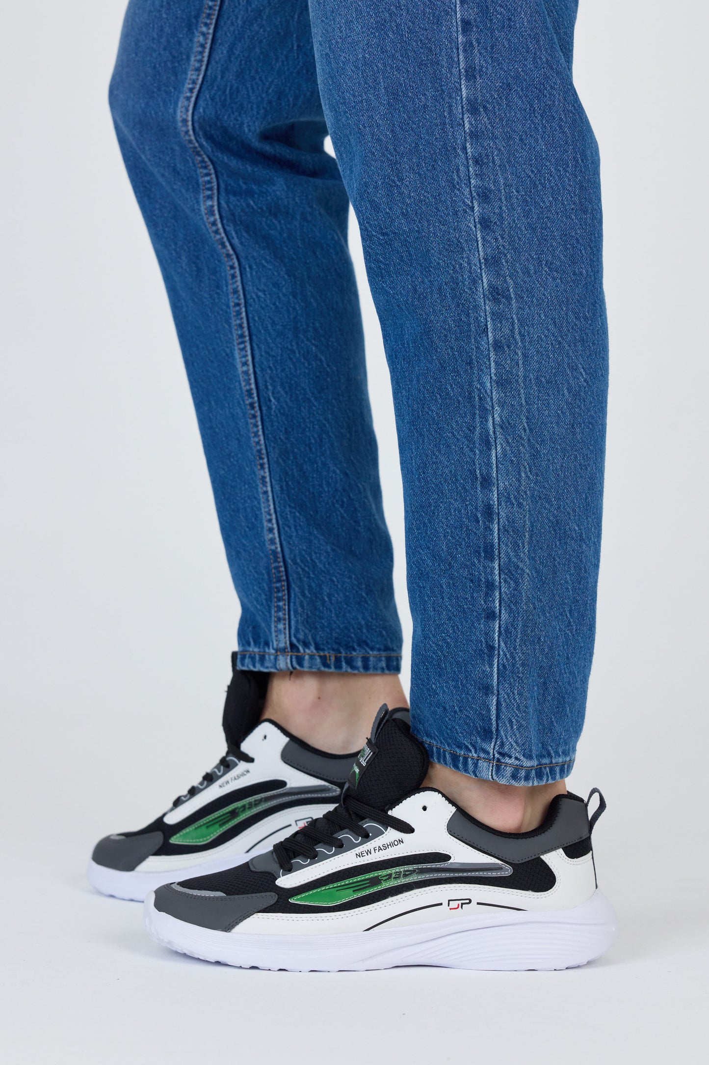 0090-YAZLIK SPOR AYAKKABI