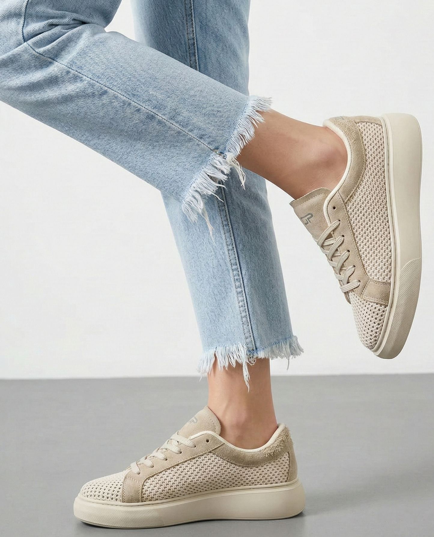 KADIN HAFİF NEFES ALABİLEN SNEAKER
