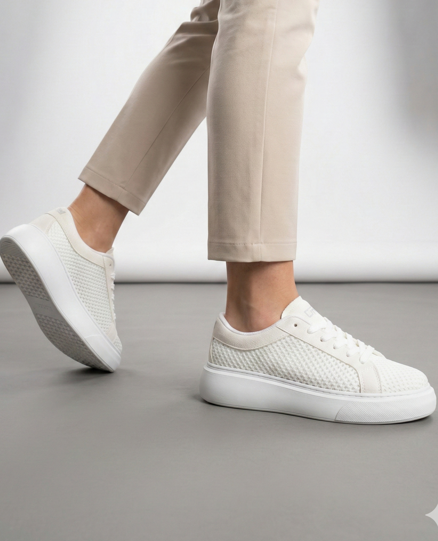KADIN HAFİF NEFES ALABİLEN SNEAKER
