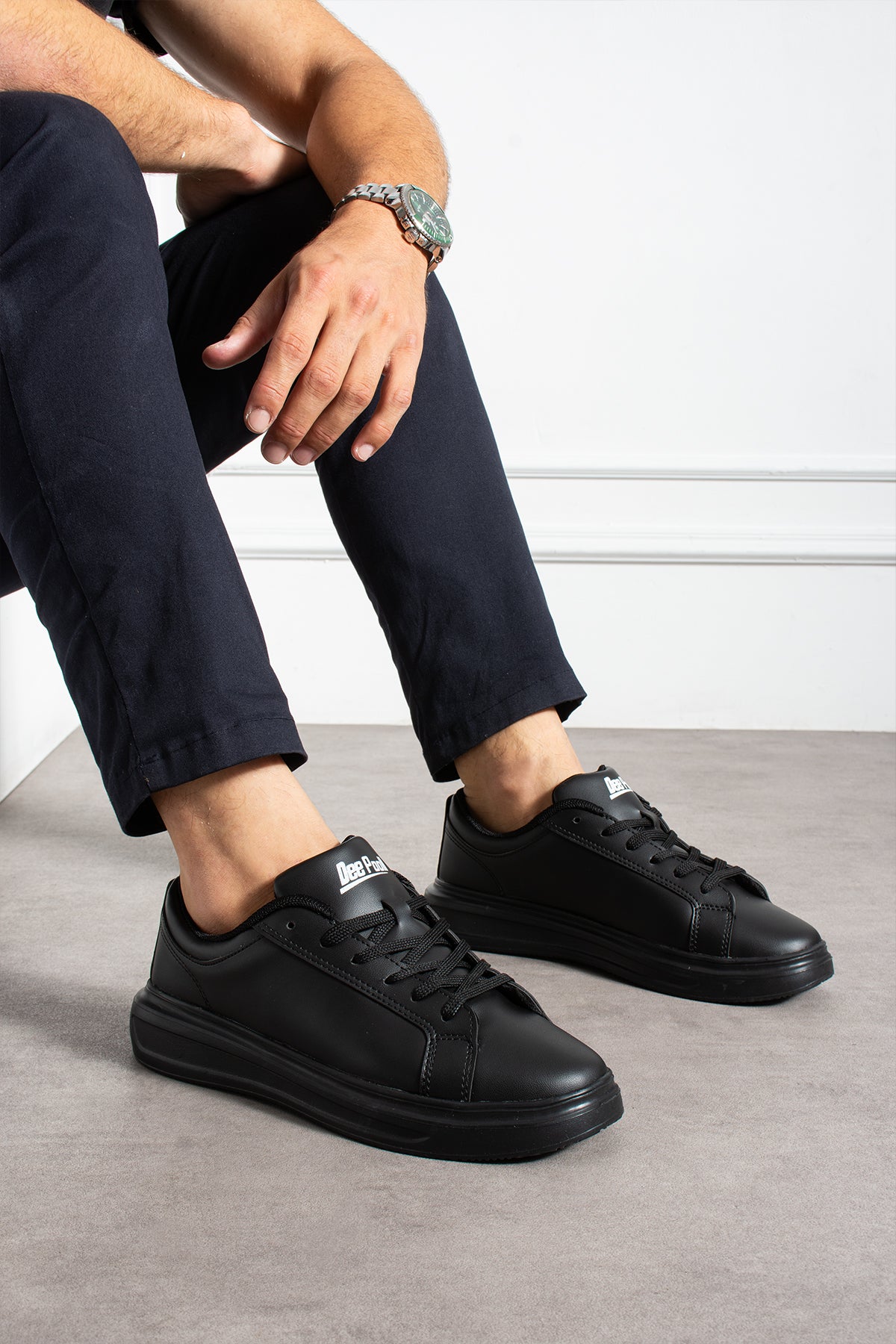 BS-01-HER TARZA UYGUN AYAKKABI