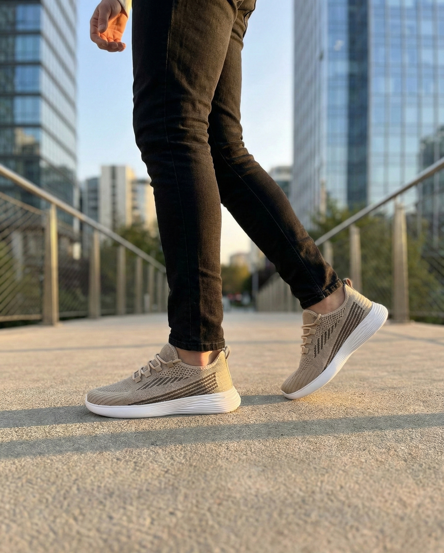 HAFİF ORTOPEDİK TABANLI TRİKO SNEAKER